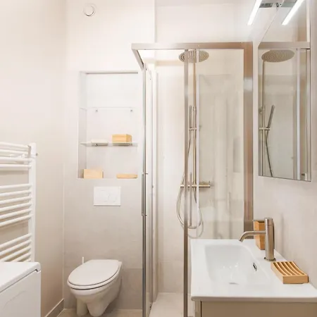 Republique - Somptueux 2 Pièces - 50 Mètres De Monaco Appartement Beausoleil